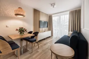 Aurum Aparthotel - Nowe Apartamenty blisko Plaży - Neue Appartements in Strandnähe - Rum