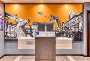 Premier Inn Abingdon - A34 - Reception