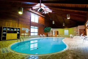 Holiday Inn Niagara Falls-By the Falls by IHG - Piscine