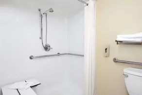 Days Inn & Suites by Wyndham Pocahontas - Bad
