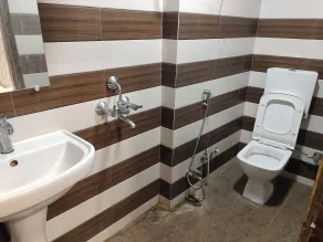 Hotel Nirmal Palace - Bathroom