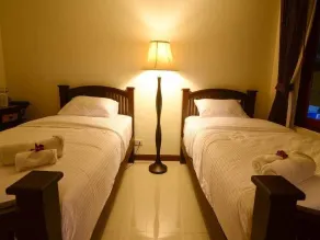 Ban U Thong Accommodations - Rom