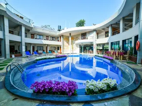 The Center Court Resort and Spa - Piscine