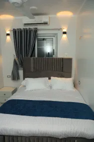 Crystala guest house - Room