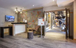Hotel Base Camp Lodge - Bourg Saint Maurice - Réception