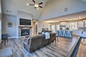 Lake Keowee Getaway: Boat Dock, Deck, Grill! - Interiør