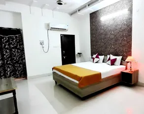 Hotel Santosh - Chambre