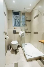 Mercure Poitiers Centre - Bathroom