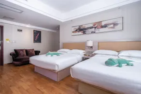 Baiyun Airport Grand Hyaat Airport Hotel - 24-hour Free Shuttle Bus - Room