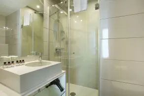 Hôtel Le Basile - Salle de bain