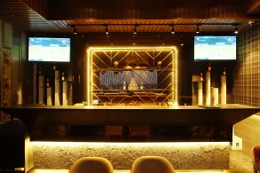 Red Orchid - Restaurant
