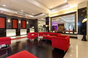 Paseo Premiere Hotel - Recepción