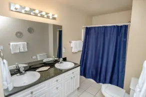 Bermuda Breeze D Holiday Home Holiday home 8 - Bagno