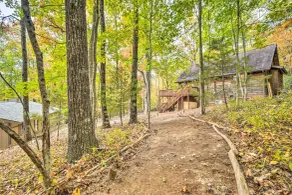 Chic Brevard Cabin - Nature, Trails, & Water! - Innvendig