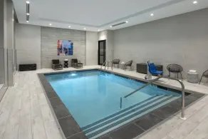 Staybridge Suites - Boston Logan Airport - Revere by IHG - Piscine