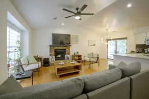 10 Mi to Dtwn Little Rock! Patio & Fire Pit - Innvendig
