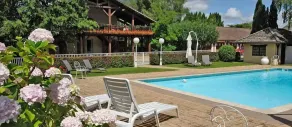 Hôtel Restaurant La Chaumière Dole - Piscine
