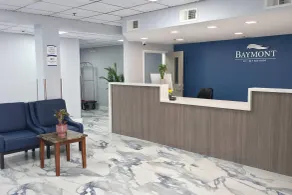 Baymont by Wyndham Louisville Southwest - Lobby