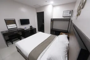 Bumble V Subic Hotel - Room