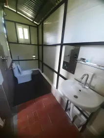 Pumdikot Mountain Lodge - Bathroom