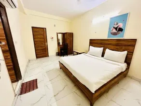Hotel Green Arrow Rohini - Quarto