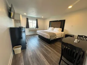 NorthPark Inn - Room