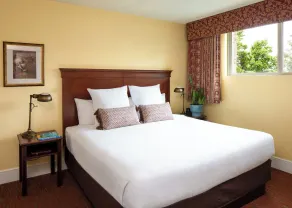 Park Lane Suites & Inn - Chambre