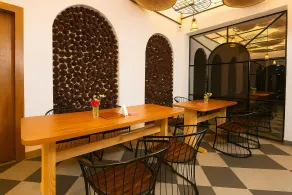 Kafal Pako Resort - Himalayan View Resort In Mukteshwar - Restaurant