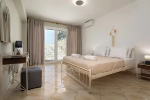 Tumeremos Holiday Apartment 3BR Private BBQ Garden - Rum