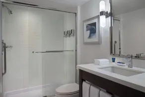 Four Points by Sheraton Hotel & Conference Centre Gatineau-Ottawa - Salle de bain