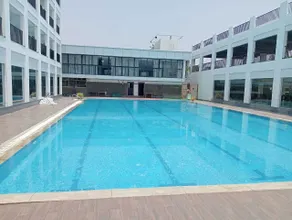 ZESTCLUB - Piscine