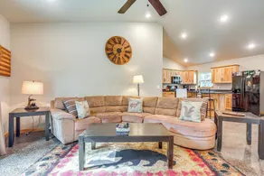 Pet-Friendly Woodruff Cabin Near Lakes - Interiör
