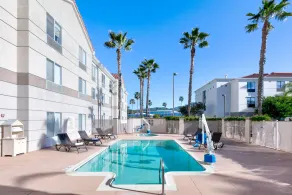 Hilton Garden Inn Irvine East/Lake Forest - Piscine
