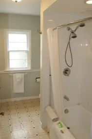 Niagara Riverview Inn - Baño