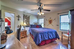 Extravagant 4,500 Sq Ft Home in Hill Country! - Interior