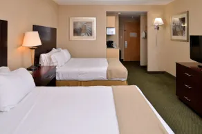 Holiday Inn Express & Suites - Ocean City by IHG - Room