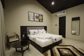 Regenta Resort Vindhyachal, Statue of Unity - Room