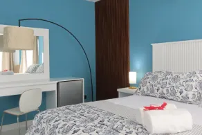 All Seasons Hotel - Chambre