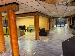 Hilltop Inn - Hall