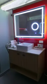 Stay Motel - Formerly Room Motels Gympie - Bathroom