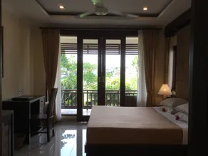 Green Field Hotel and Restaurant - Room