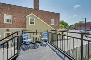 Winston-Salem Vacation Rental - Walk Downtown! - Intérieur