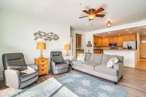 Riverfront Views, Walk to Old Town, Dog Friendly! The Tide That Binds - Innvendig