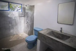 Todos Santos Hostel super fast and stable satellite wifi - Baño