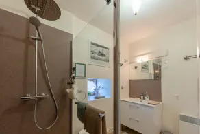 La maison de Charlotte - chambres d'hôtes-Futuroscope - Salle de bain