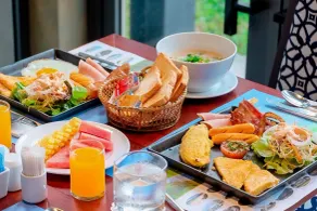R-Mar Resort and Spa Patong, Phuket - Restaurant