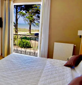 Hôtel La Chaloupe Port-des-Barques - Chambre