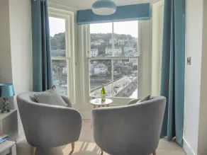 Harbour View Apartment - Stue