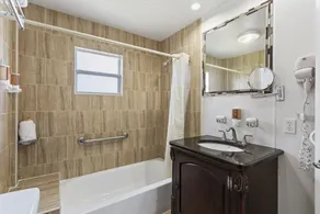 Plaza Beach Hotel - Beachfront Resort - Salle de bain
