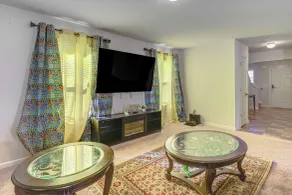 6 Mi to Atlanta Airport! Home w/ Furnished Patio - Innvendig